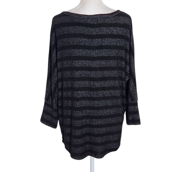 Market & Spruce Black and Gray Stripe Knit Top Size Medium Black Stripe Top - Picture 2 of 9
